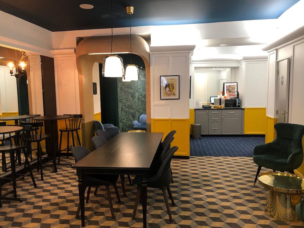 Hotel Ibis Styles Paris Cadet Lafayette Esterno foto