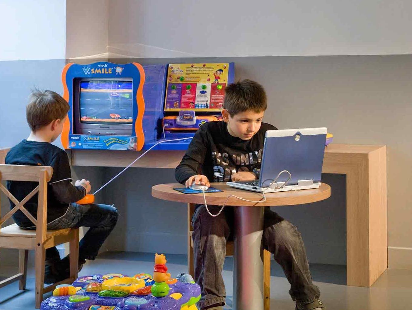 Hotel Ibis Styles Paris Cadet Lafayette Esterno foto