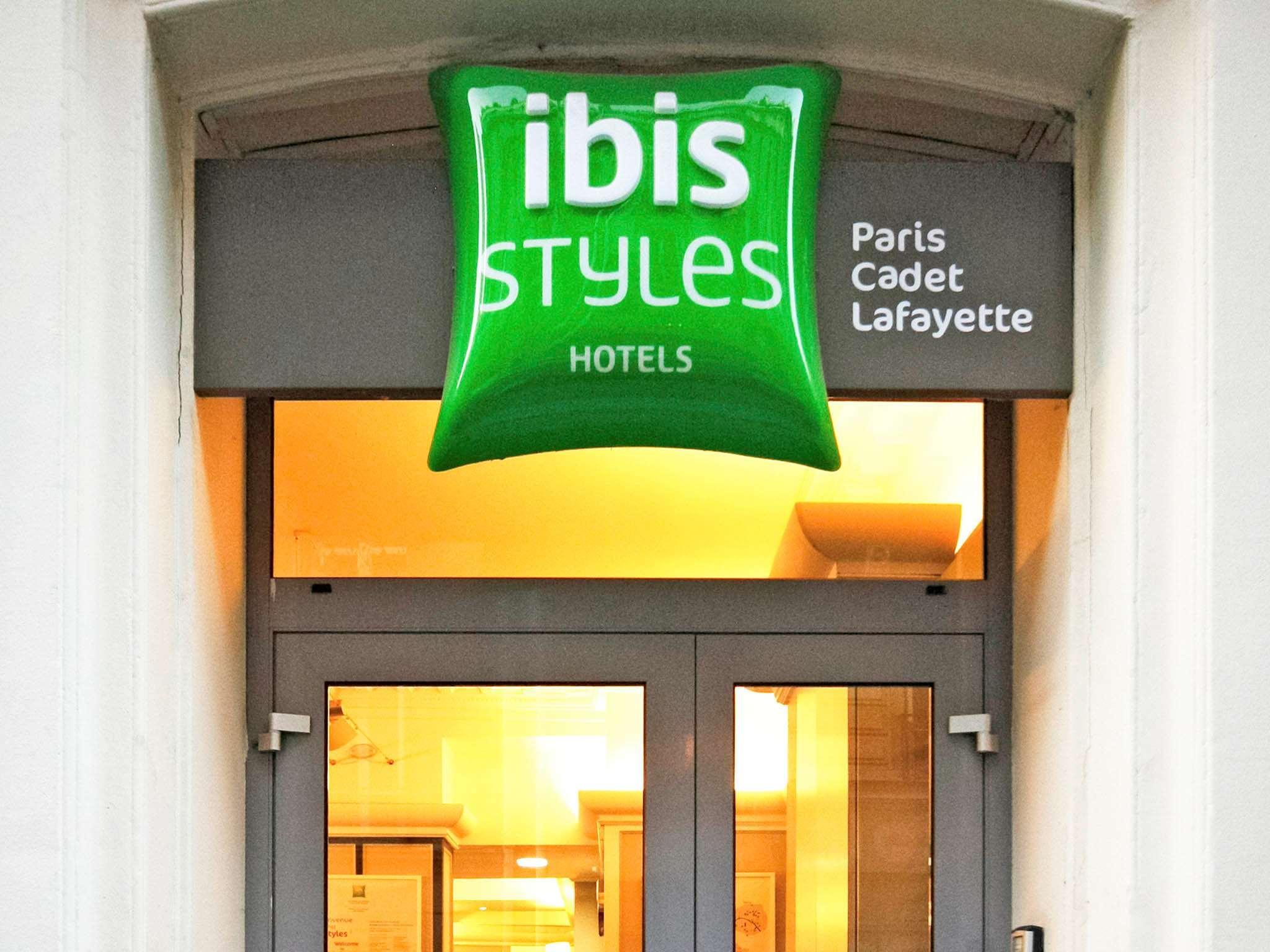 Hotel Ibis Styles Paris Cadet Lafayette Esterno foto