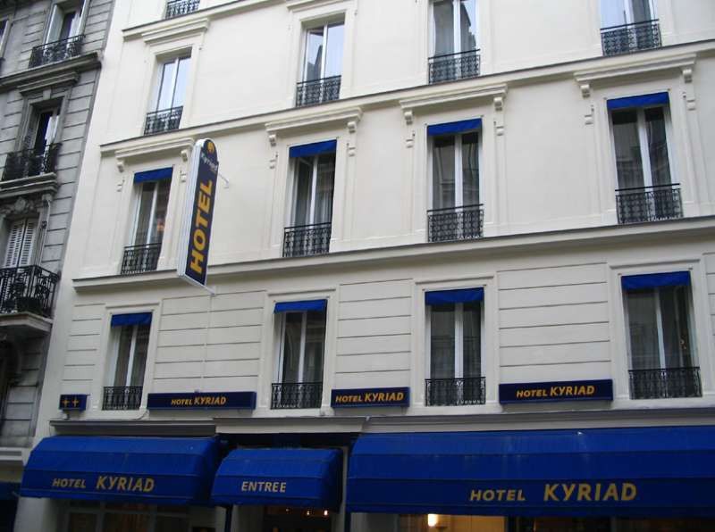 Hotel Ibis Styles Paris Cadet Lafayette Esterno foto