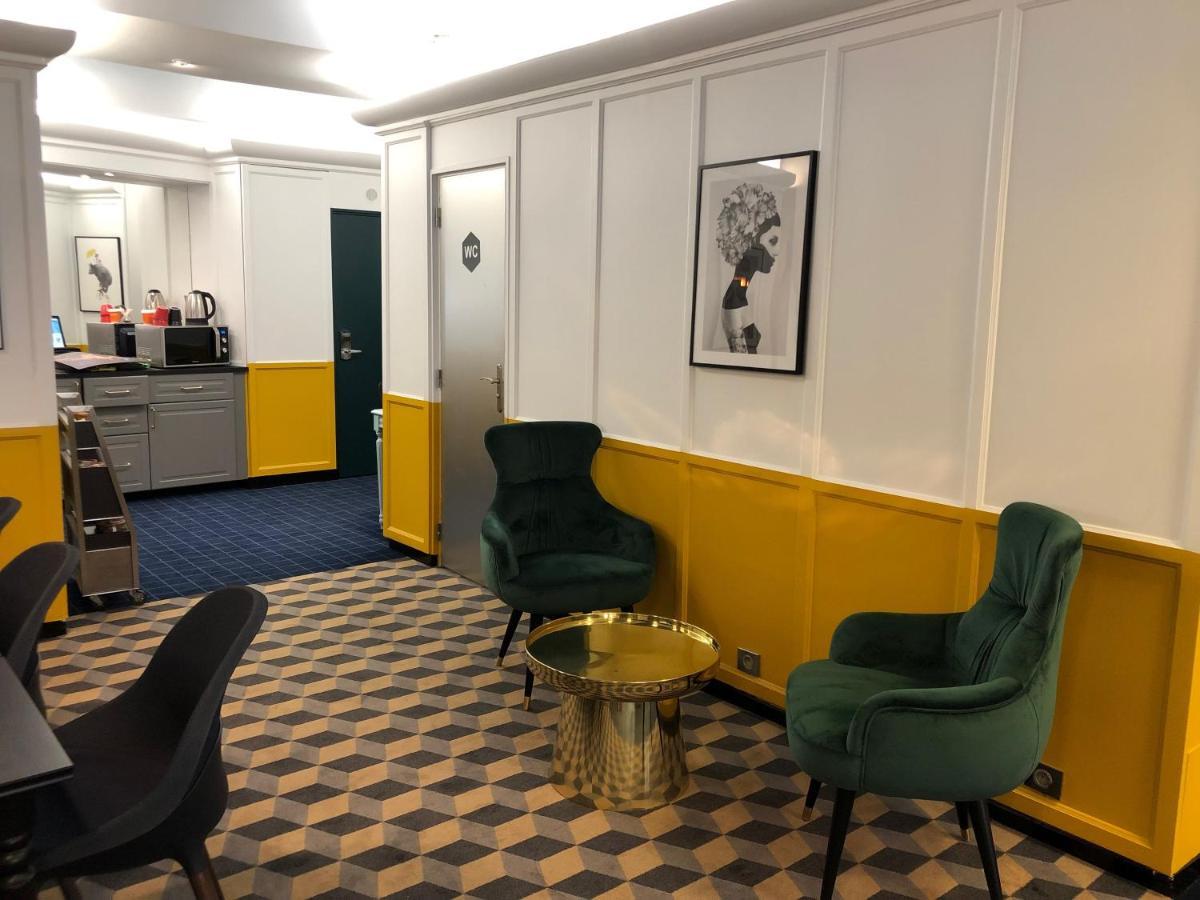 Hotel Ibis Styles Paris Cadet Lafayette Esterno foto